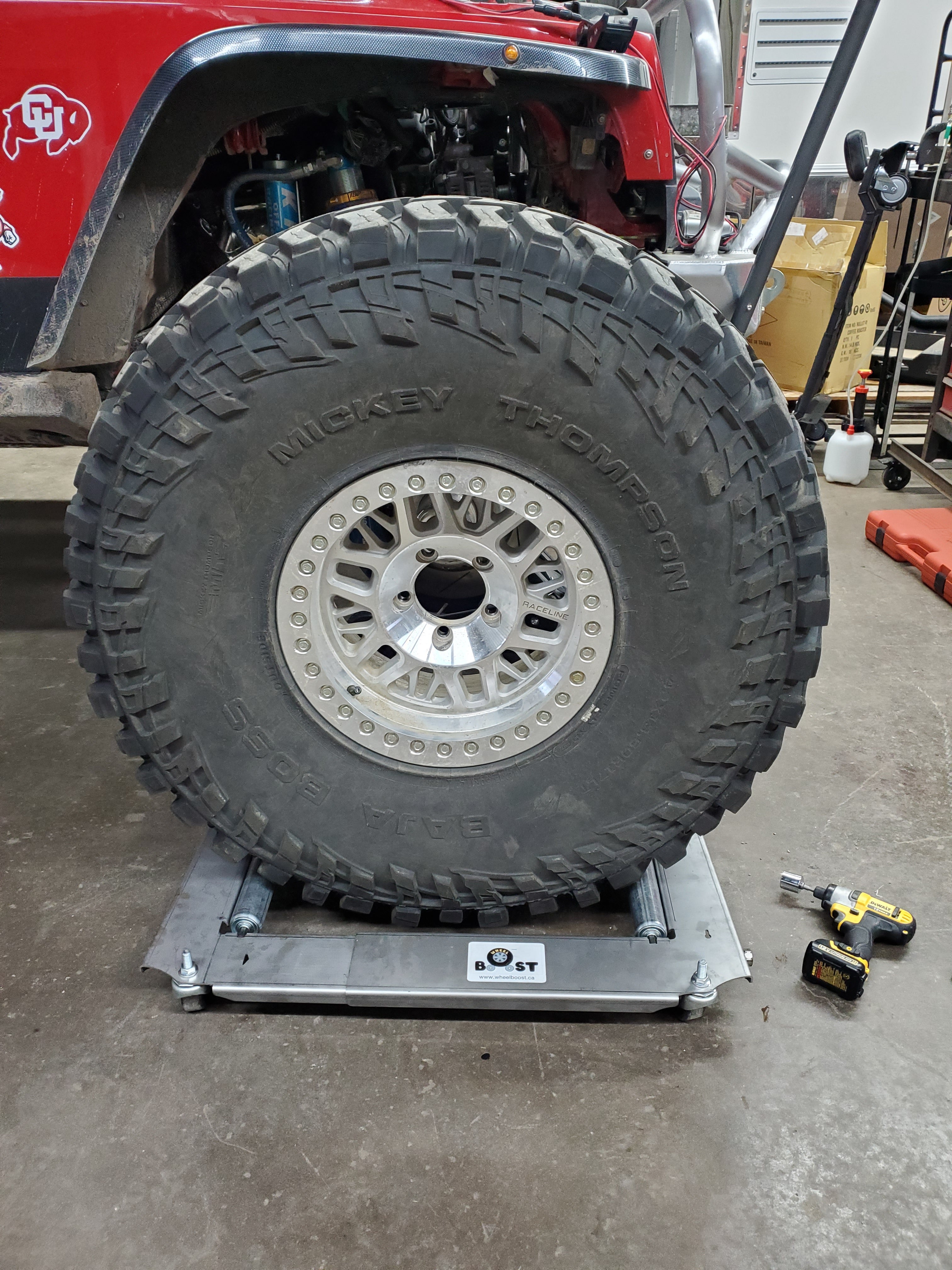 WB-32-48-SS - for "Monster Truck" tires 32" to 48" (1.22m) Diameter